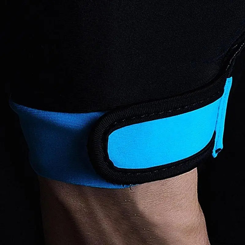 3-Finger Billiard Gloves - Comfort & Precision for Players